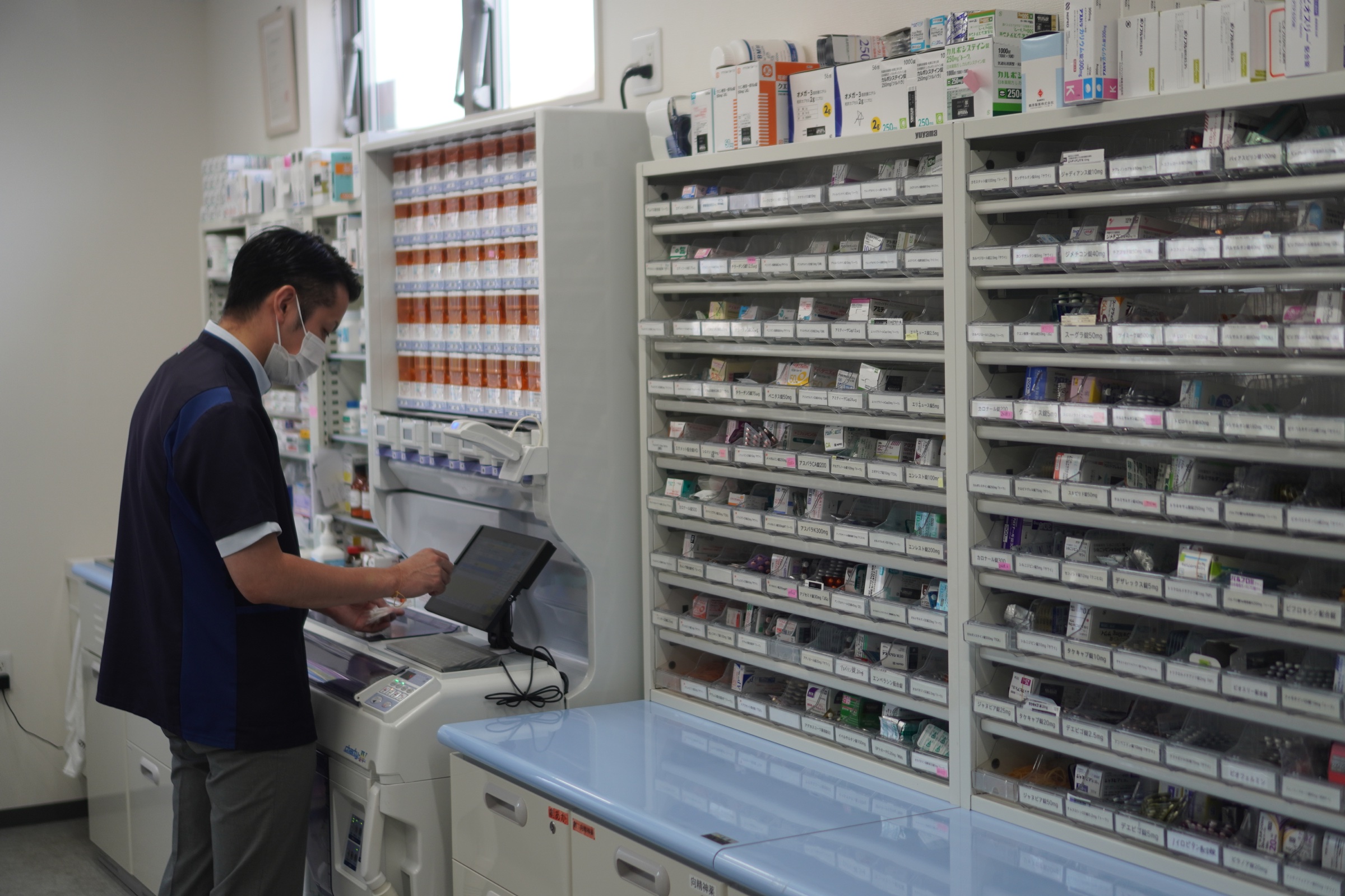 薬剤師を目指したきっかけと、今感じているやりがいのイメージ